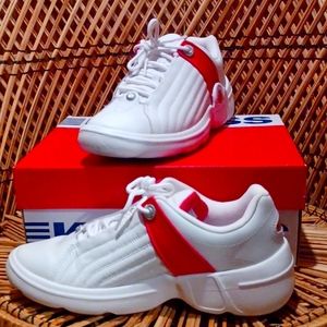 K Swiss